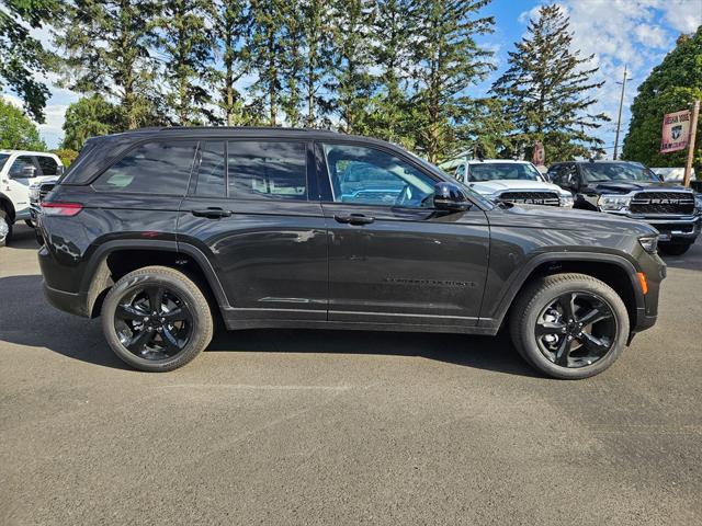 new 2024 Jeep Grand Cherokee car, priced at $47,960