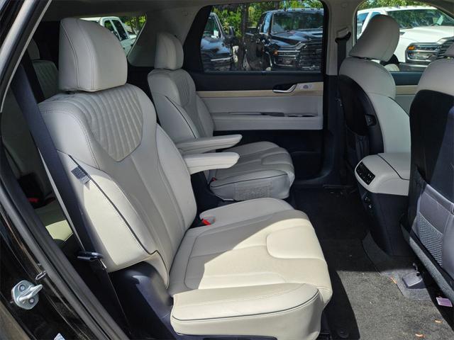 used 2023 Hyundai Palisade car, priced at $39,993
