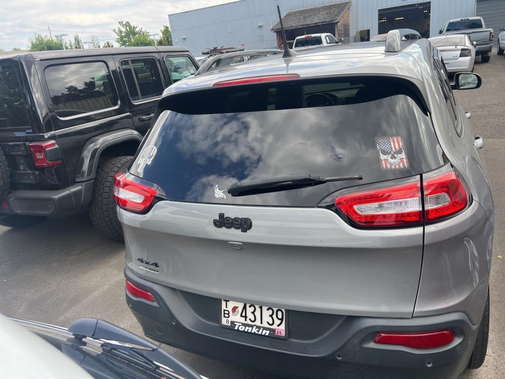 used 2016 Jeep Cherokee car, priced at $13,993