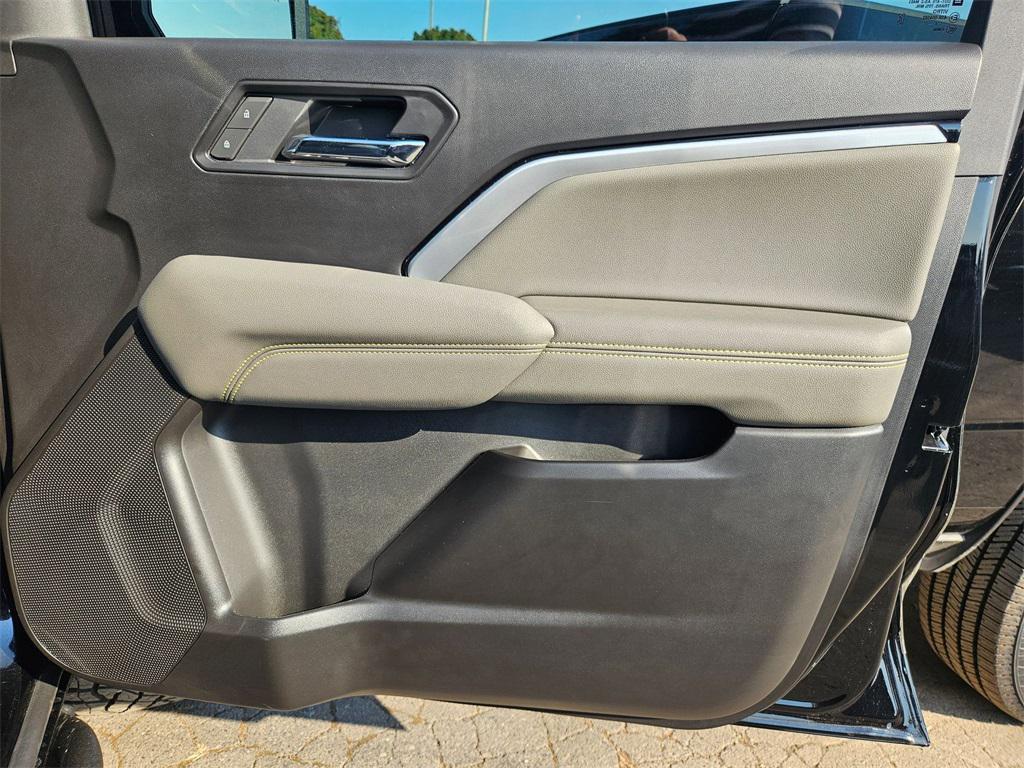 used 2024 Chevrolet Colorado car, priced at $44,993