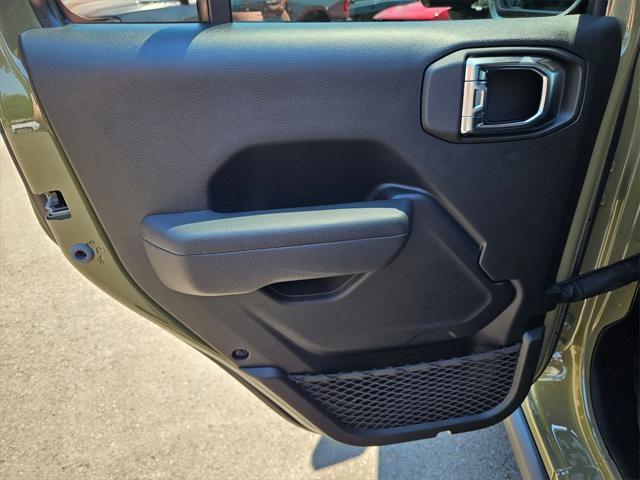 new 2025 Jeep Wrangler car, priced at $65,993