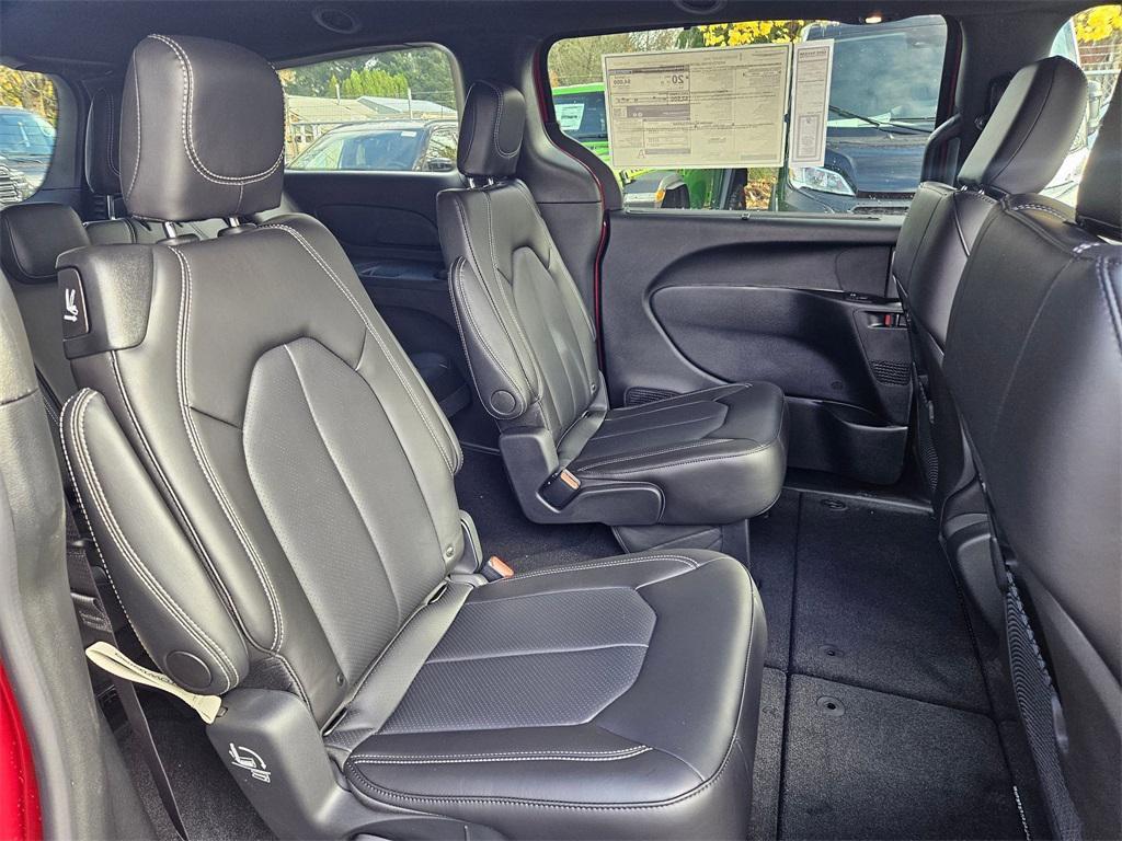 new 2026 Chrysler Pacifica car, priced at $43,993