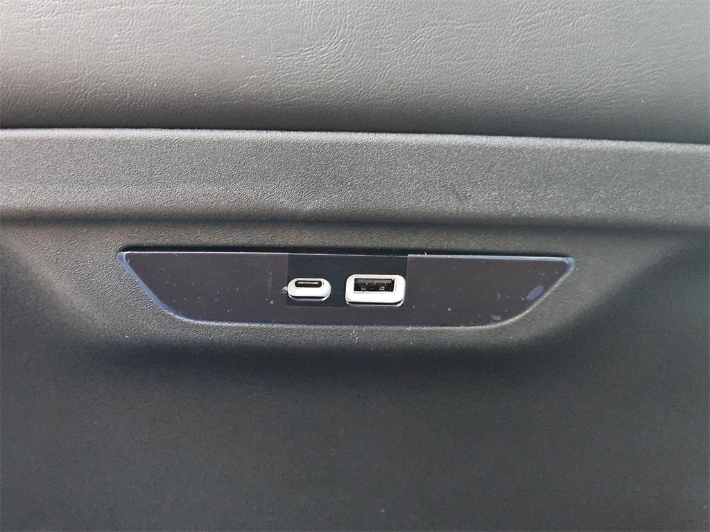 new 2026 Chrysler Pacifica car, priced at $43,993