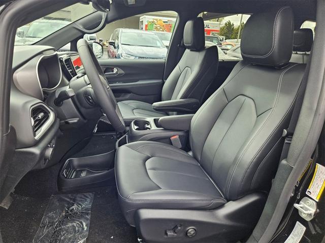 new 2025 Chrysler Voyager car, priced at $37,116