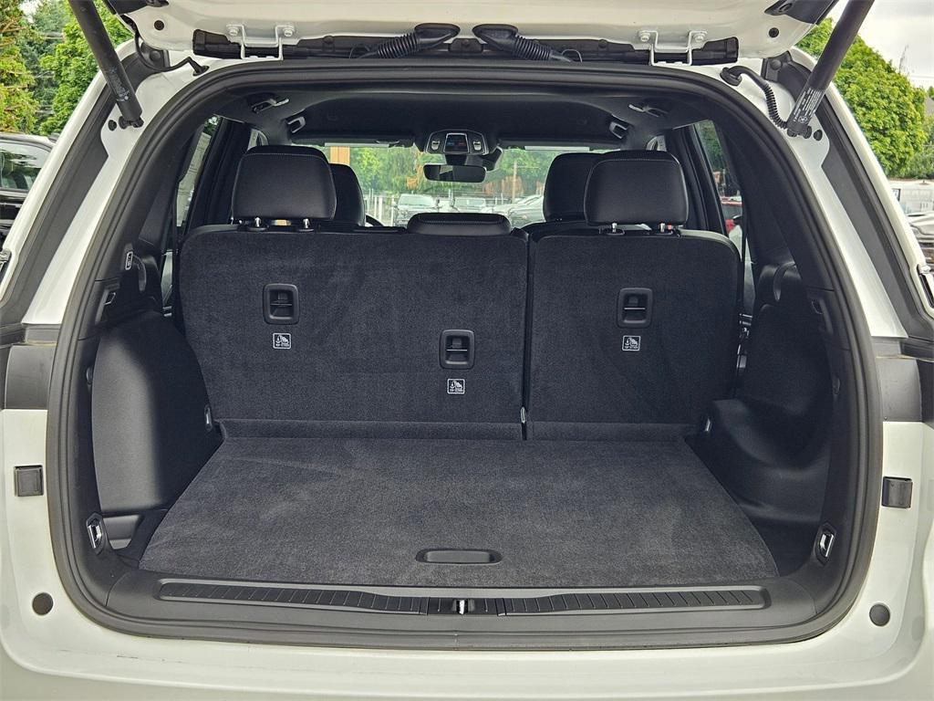 new 2025 Jeep Grand Cherokee car, priced at $39,993