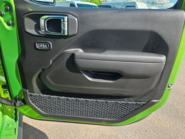 new 2025 Jeep Wrangler car, priced at $53,493
