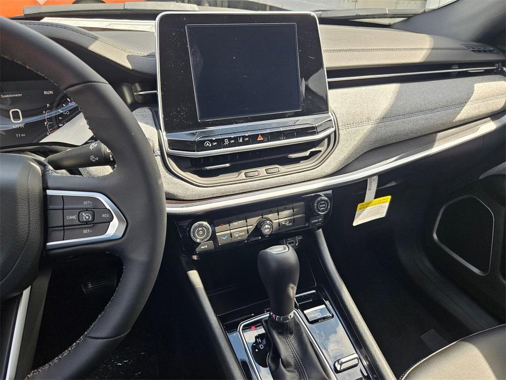 new 2025 Jeep Compass car, priced at $29,265