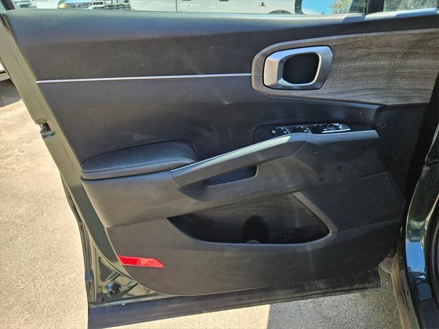 used 2023 Kia Sorento car, priced at $32,993