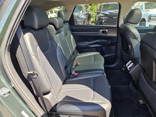 used 2023 Kia Sorento car, priced at $32,993