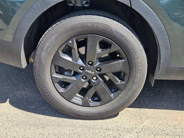used 2023 Kia Sorento car, priced at $32,993