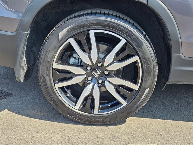 used 2022 Honda Pilot car, priced at $39,993