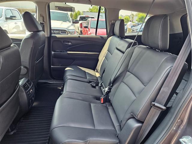 used 2022 Honda Pilot car, priced at $39,993