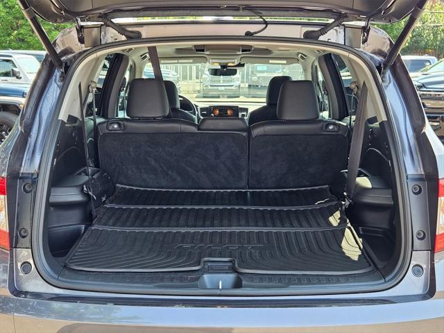 used 2022 Honda Pilot car, priced at $39,993