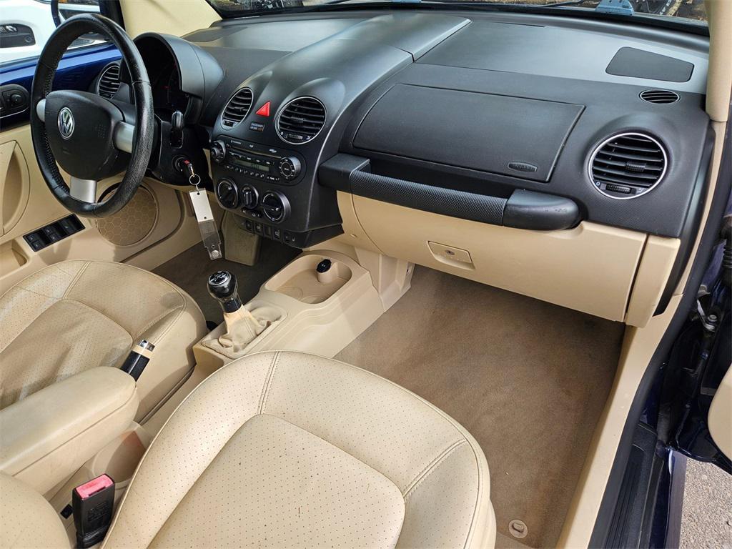 used 2007 Volkswagen New Beetle car, priced at $8,393