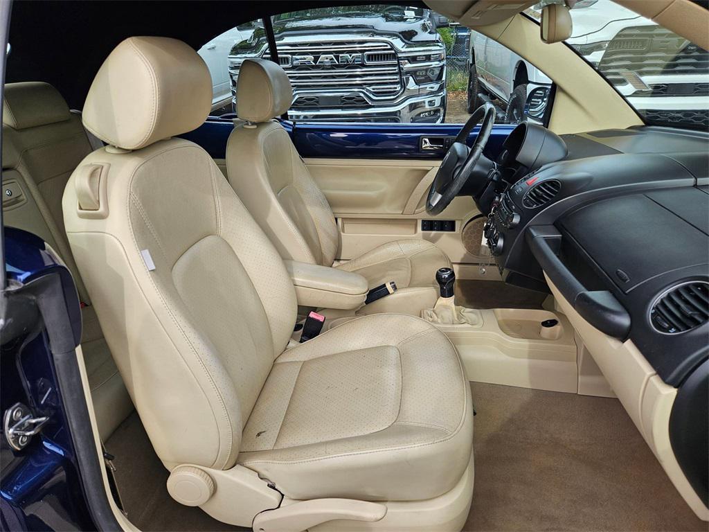 used 2007 Volkswagen New Beetle car, priced at $8,393