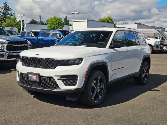 new 2024 Jeep Grand Cherokee car, priced at $38,493