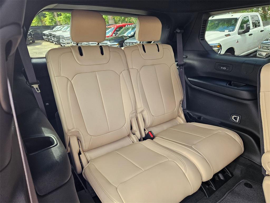 new 2025 Jeep Grand Cherokee L car, priced at $45,993
