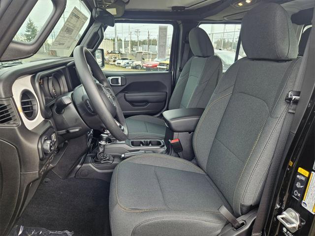 new 2025 Jeep Gladiator car, priced at $38,243