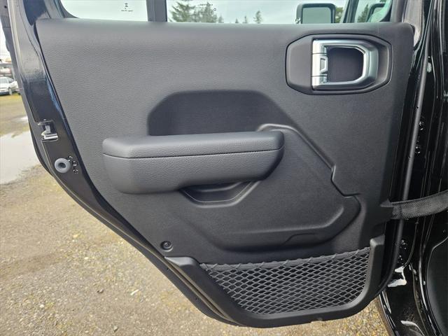 new 2025 Jeep Gladiator car, priced at $38,243