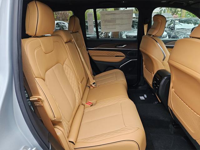 new 2025 Jeep Grand Cherokee car, priced at $62,493