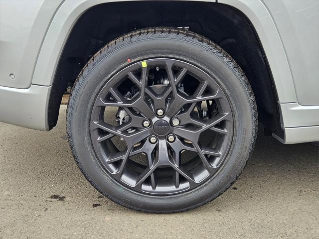 new 2025 Jeep Grand Cherokee car, priced at $62,493