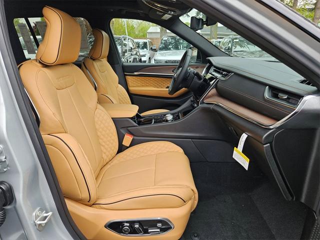 new 2025 Jeep Grand Cherokee car, priced at $62,493