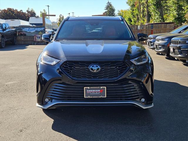 used 2022 Toyota Highlander car, priced at $42,993