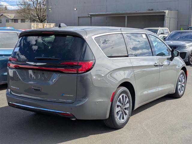 new 2025 Chrysler Pacifica Hybrid car, priced at $43,950
