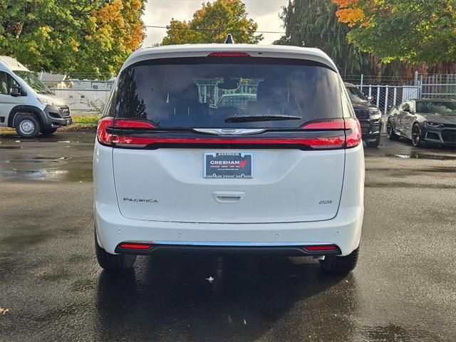 new 2025 Chrysler Pacifica car, priced at $42,493