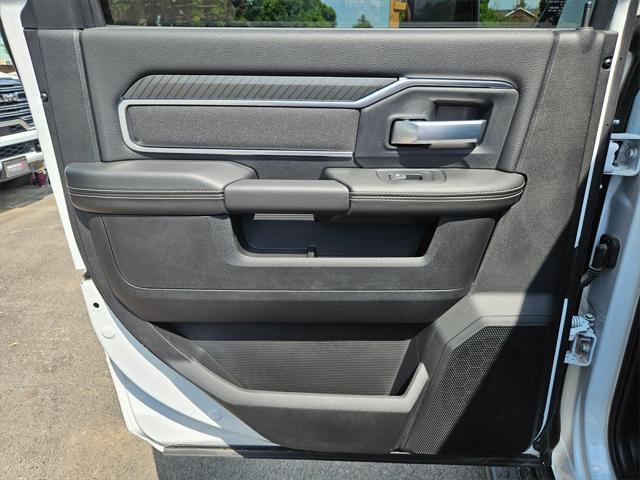 new 2025 Ram 3500 car, priced at $80,725
