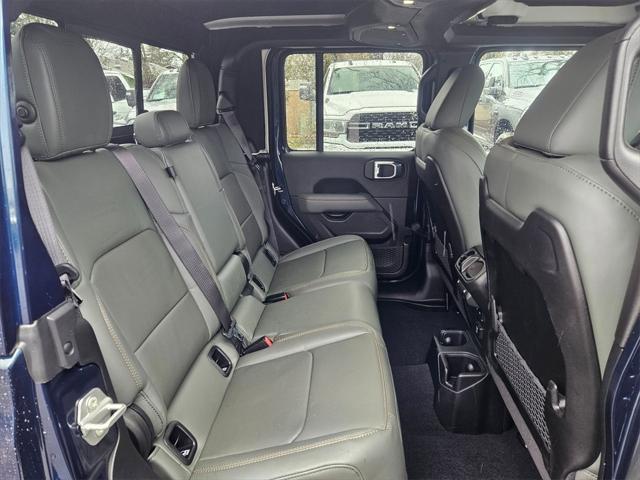 new 2025 Jeep Gladiator car, priced at $60,340