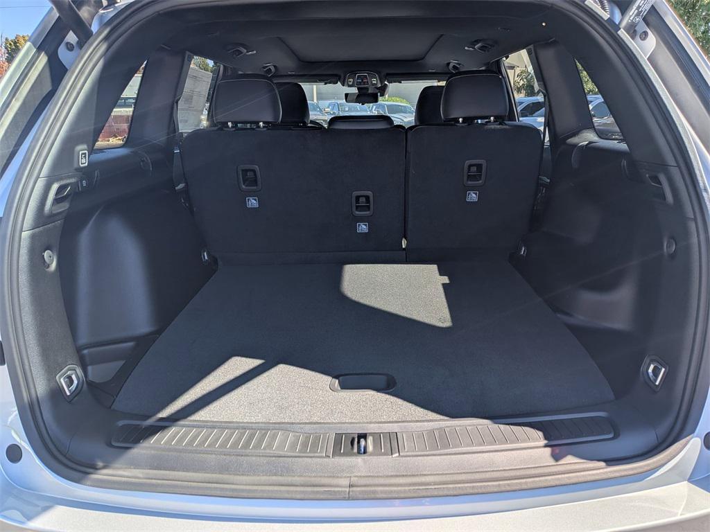 new 2025 Jeep Grand Cherokee car, priced at $45,999