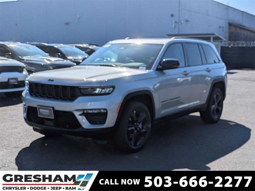 new 2025 Jeep Grand Cherokee car, priced at $47,499