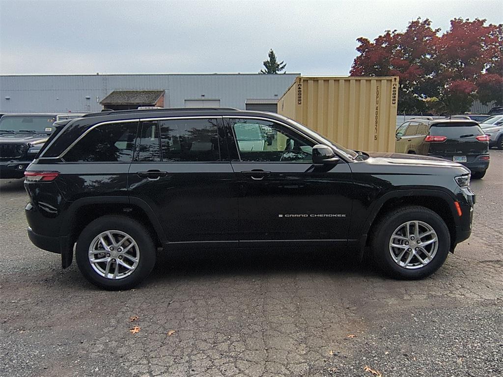 new 2025 Jeep Grand Cherokee car, priced at $39,493