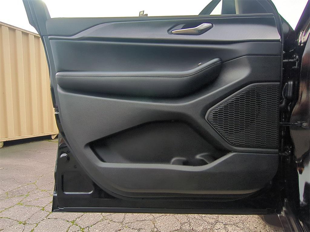 new 2025 Jeep Grand Cherokee car, priced at $39,493