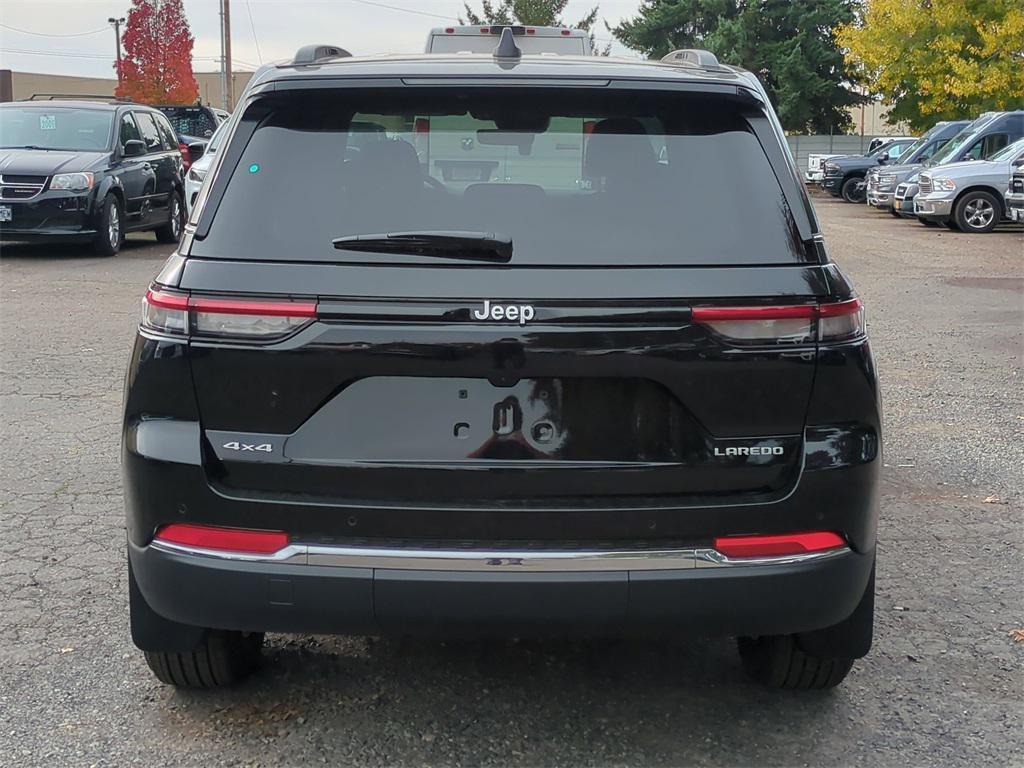 new 2025 Jeep Grand Cherokee car, priced at $39,493