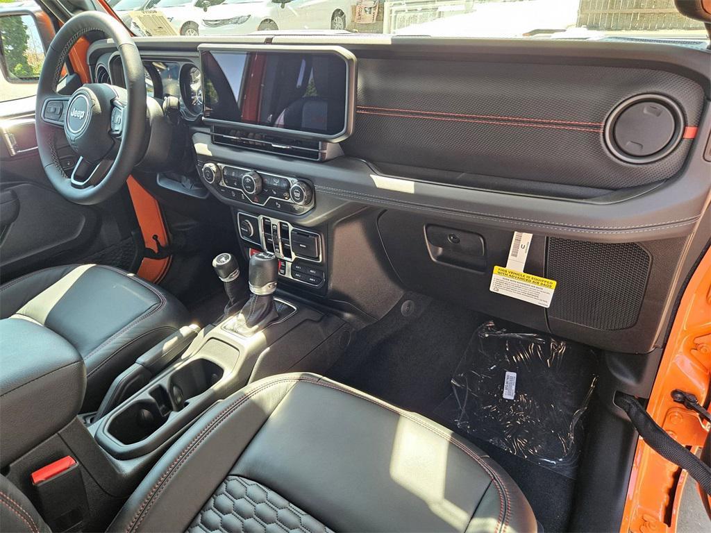 new 2025 Jeep Wrangler car, priced at $57,993