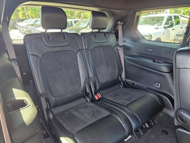 used 2024 Jeep Grand Cherokee L car, priced at $39,993