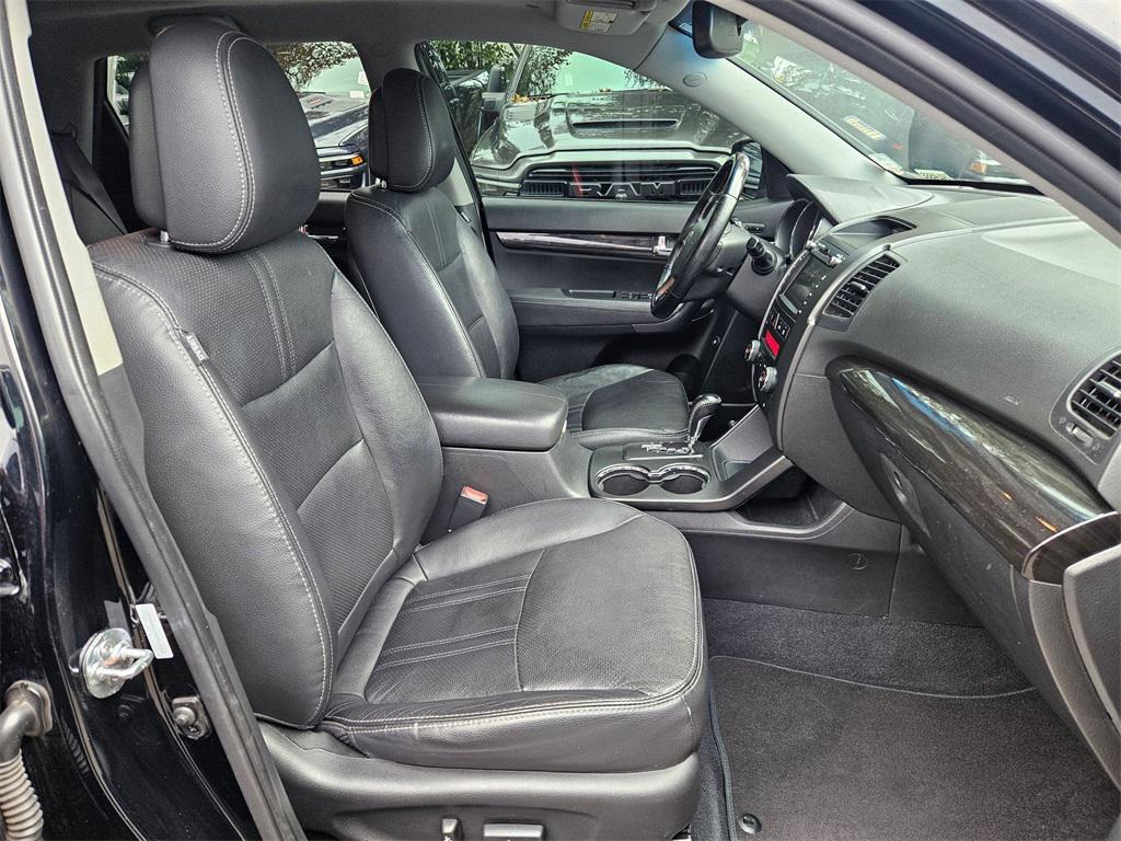 used 2013 Kia Sorento car, priced at $8,993