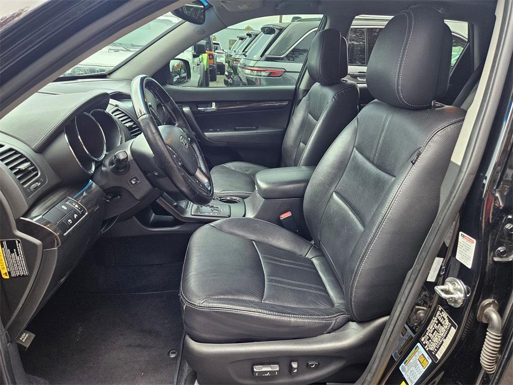 used 2013 Kia Sorento car, priced at $8,993