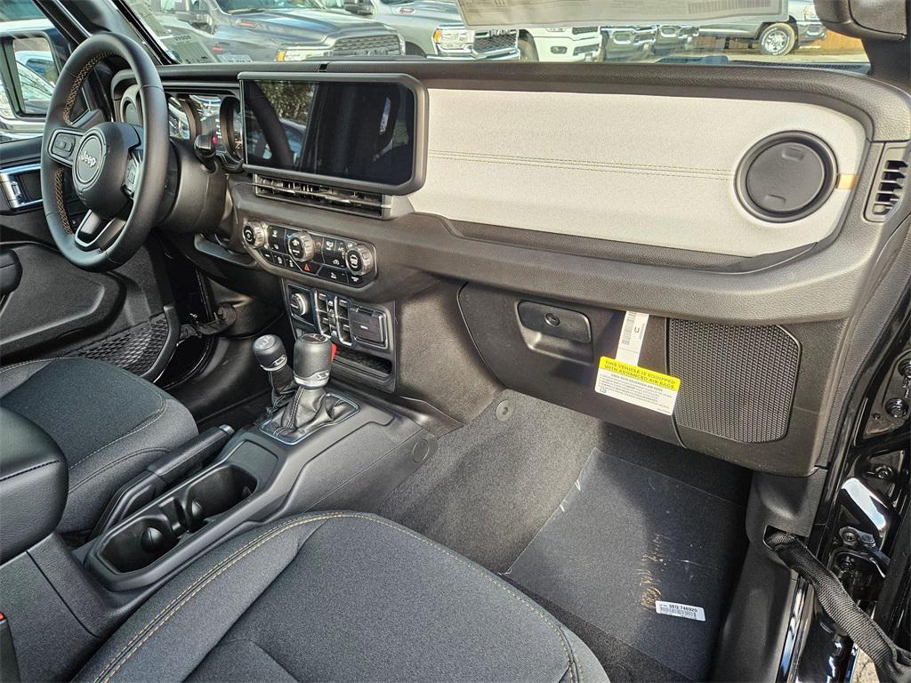 new 2025 Jeep Gladiator car, priced at $37,499