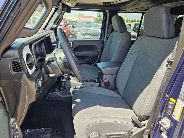 new 2025 Jeep Gladiator car, priced at $46,793