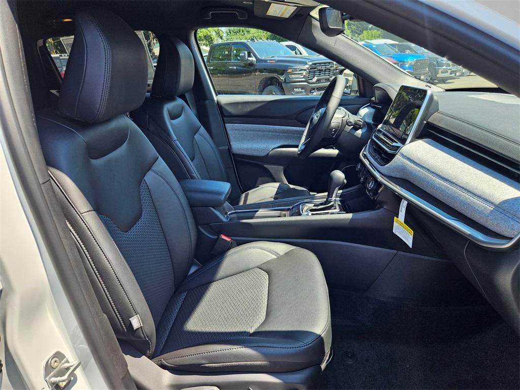 new 2025 Jeep Compass car, priced at $25,393