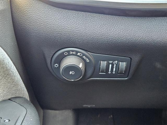 new 2025 Jeep Compass car, priced at $26,993