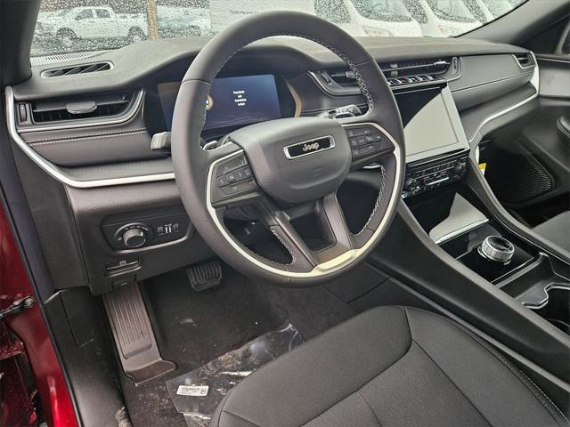 new 2025 Jeep Grand Cherokee car, priced at $36,993