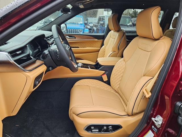 new 2025 Jeep Grand Cherokee car, priced at $67,493