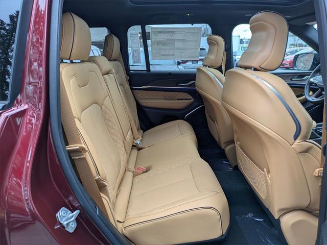 new 2025 Jeep Grand Cherokee car, priced at $59,993