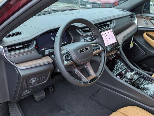 new 2025 Jeep Grand Cherokee car, priced at $59,993