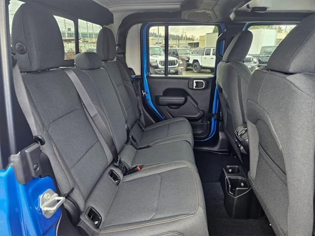 new 2025 Jeep Gladiator car, priced at $44,993