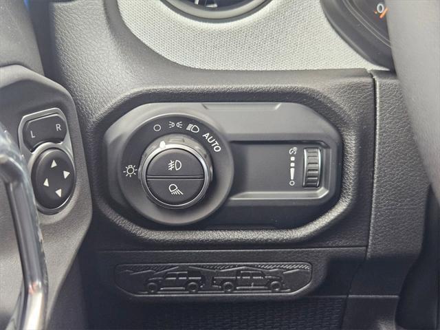 new 2025 Jeep Gladiator car, priced at $44,993